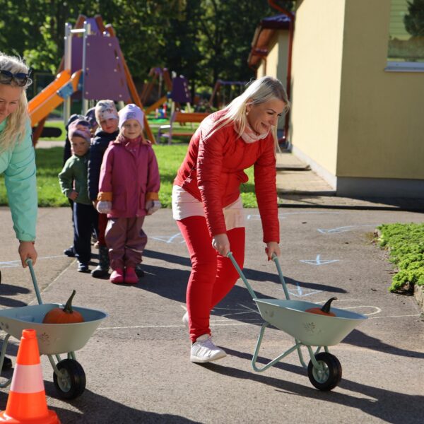 551007857_1301596235087927_8082396811441900733_n